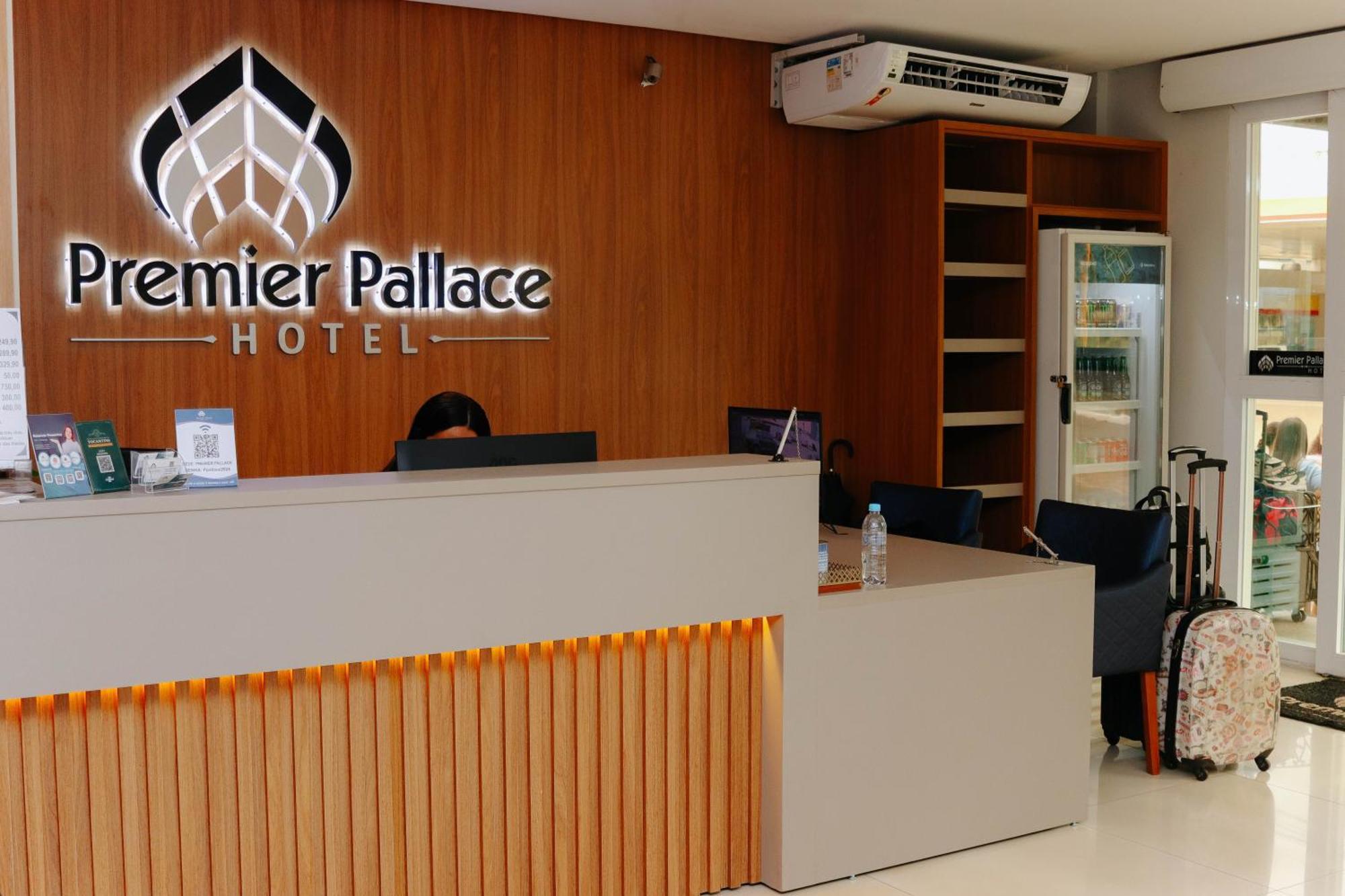 Premier Pallace Hotel Araguaína エクステリア 写真